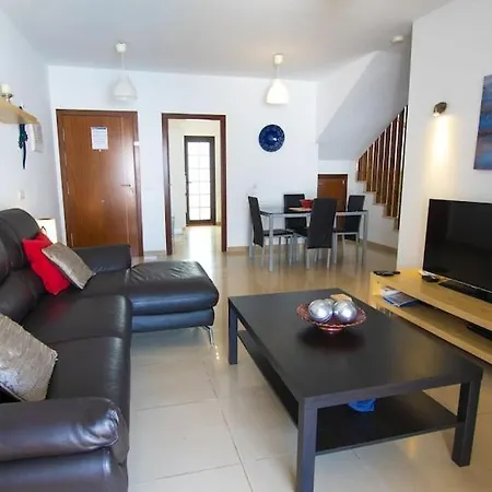 Eila * Πλάγια Μπλάνκα